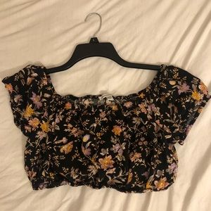 Black floral crop top